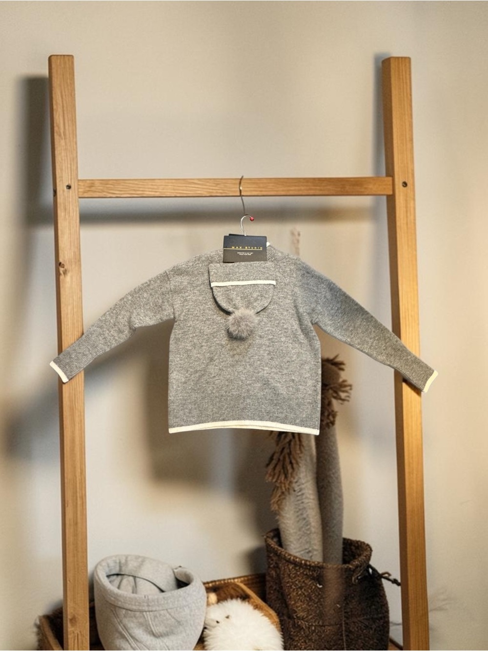 Max Studio Wool Blend Sweater &‎ Hat Set SZ MED NWT